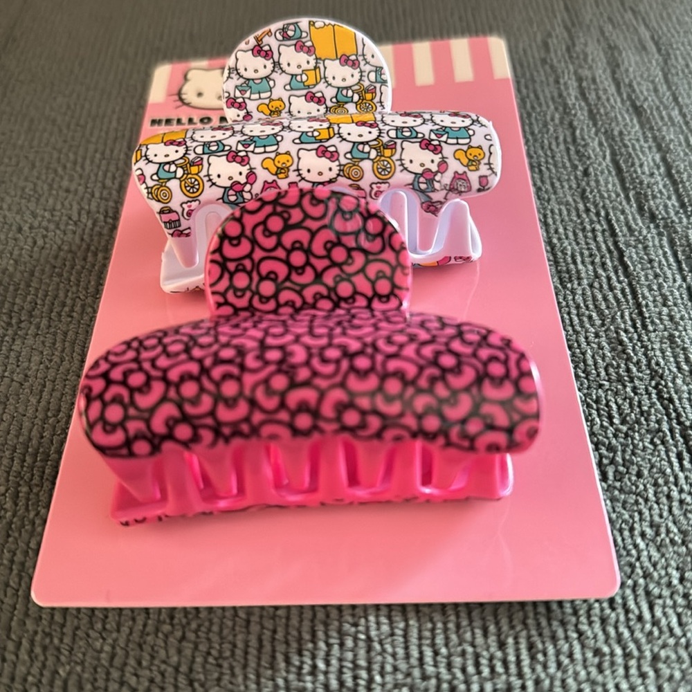 Hello Kitty Hair-clips - Set of 2 - NWT
